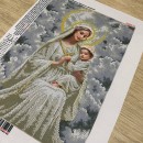 Мадонна з немовлям срібно-золота